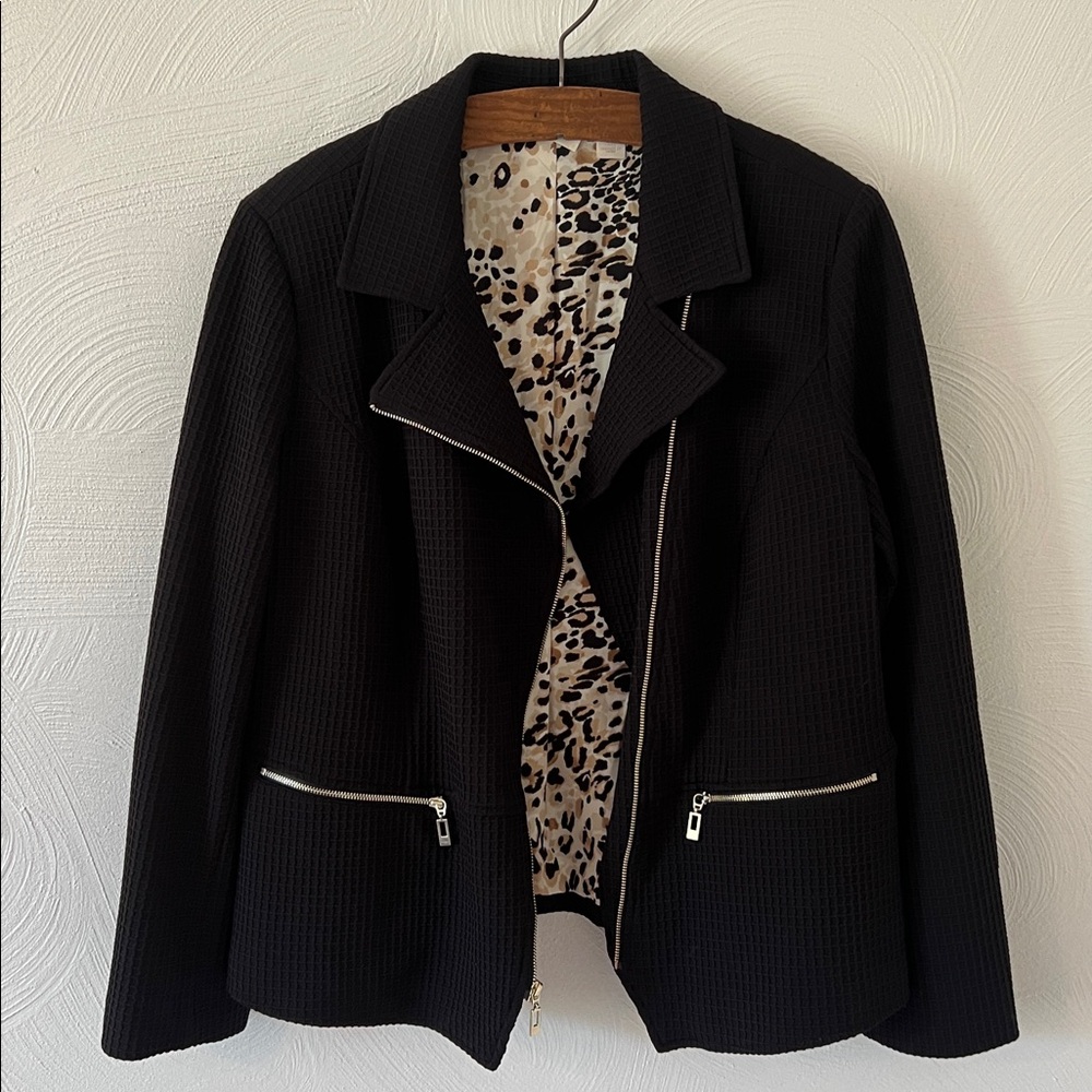 Chico’s Black Waffle Knit Biker Style Blazer With Animal Print Lining. - Picture 8 of 14
